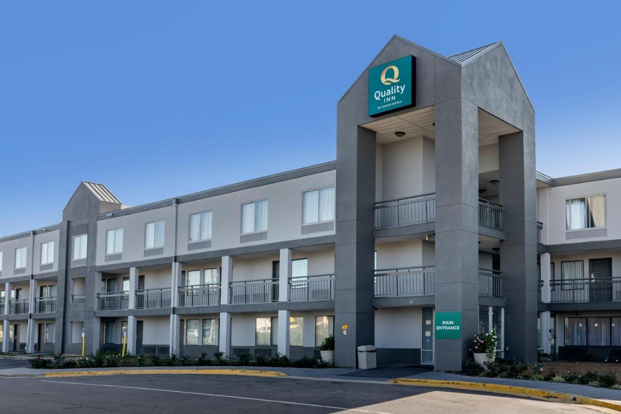 Quality Inn Fayetteville Near Fort Bragg Exteriér fotografie